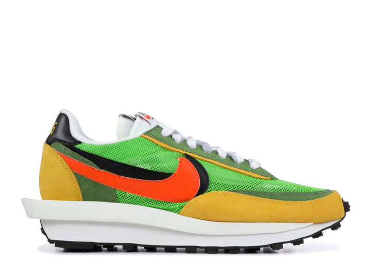 Sacai x Nike LD Waffle "Daybreak Green"