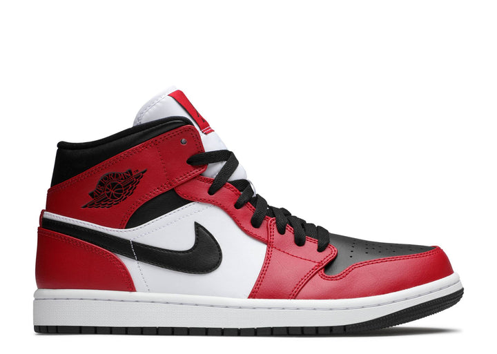 Air Jordan 1 Mid "Chicago Black Toe"