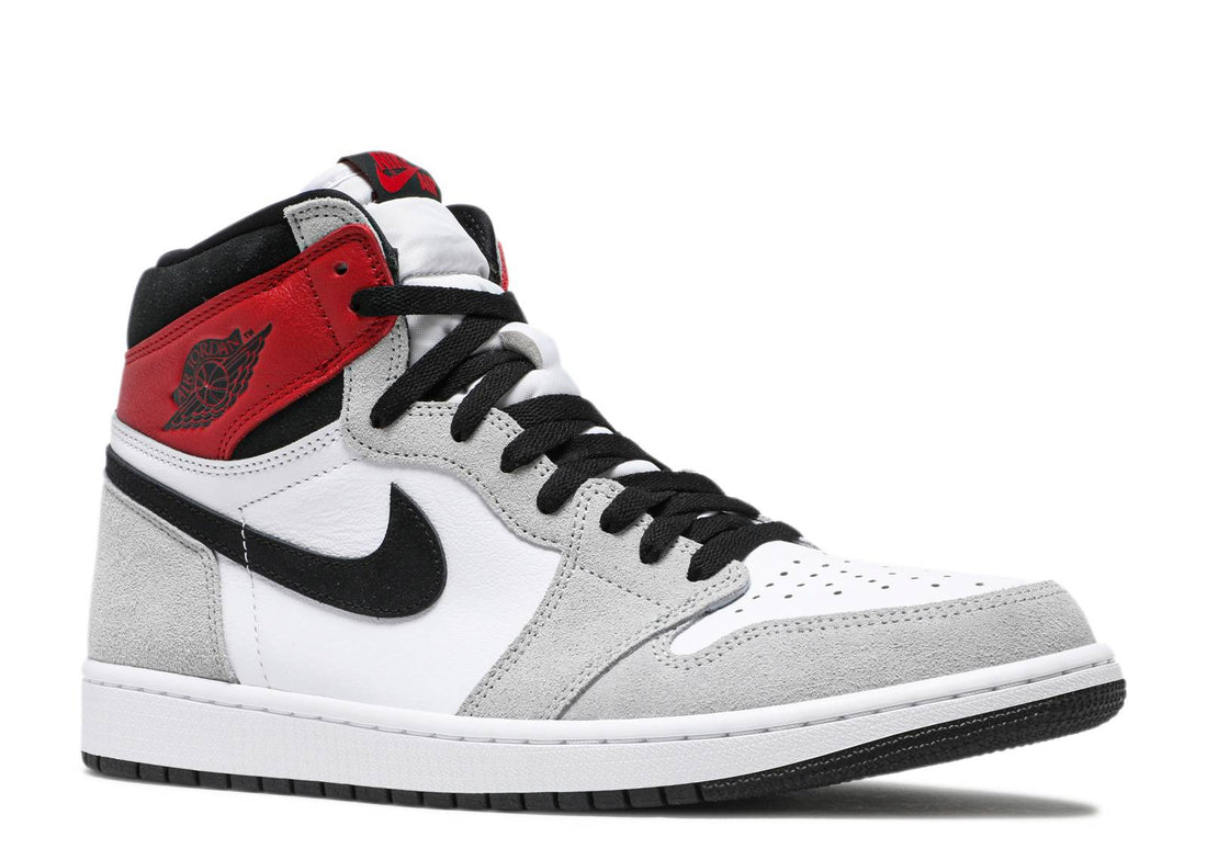 Air Jordan 1 Retro High OG "Light Smoke Grey"