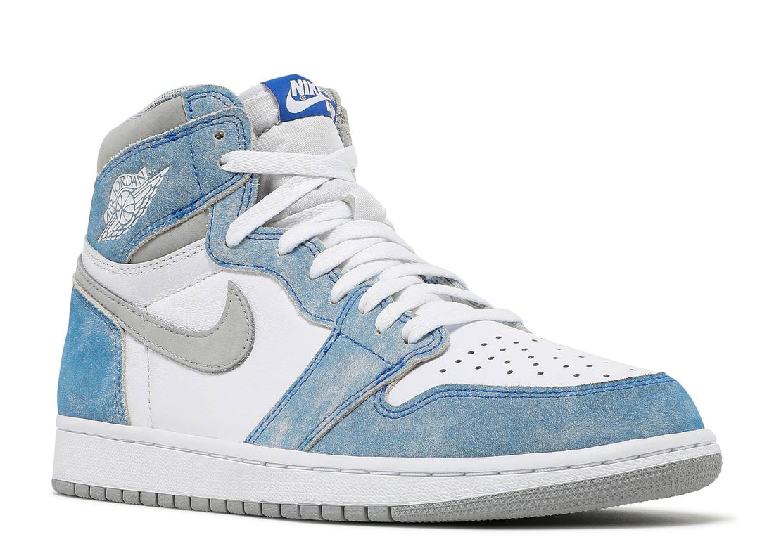 Air Jordan 1 Retro High OG "Hyper Royal/Smoke Grey"