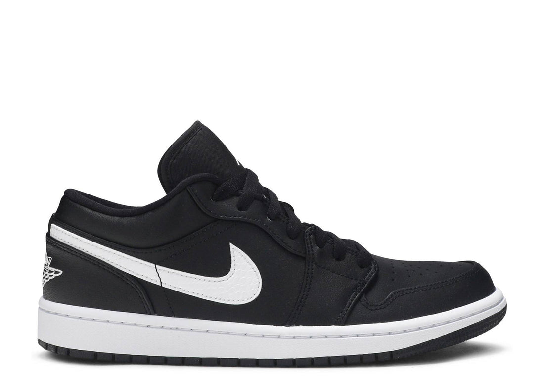 Air Jordan 1 Low WMNS "Black/White"