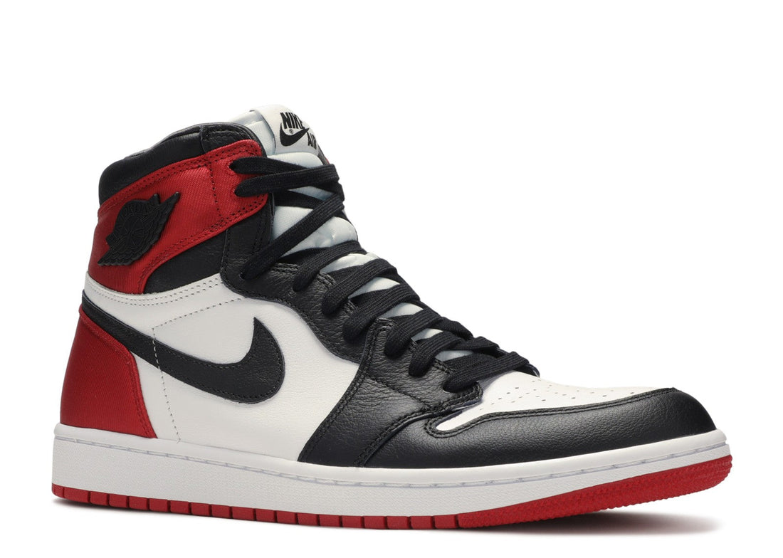 Air Jordan 1 Retro High OG WMNS "Satin Black Toe"