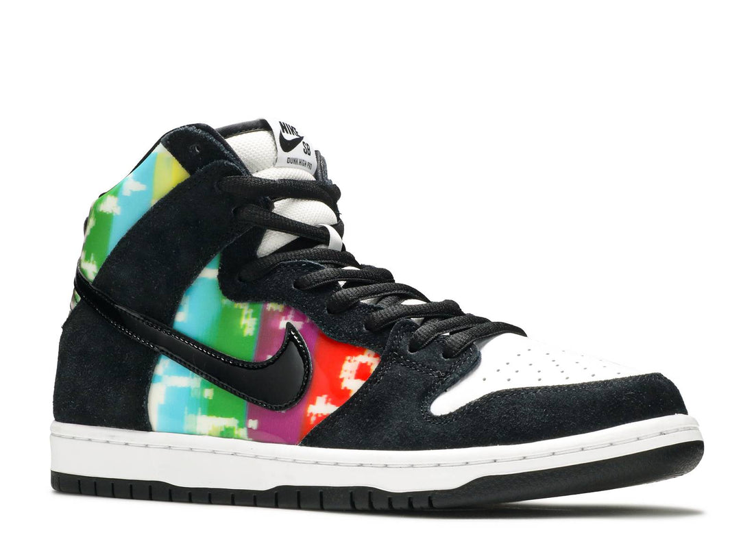 Nike SB Dunk High "TV Signal"