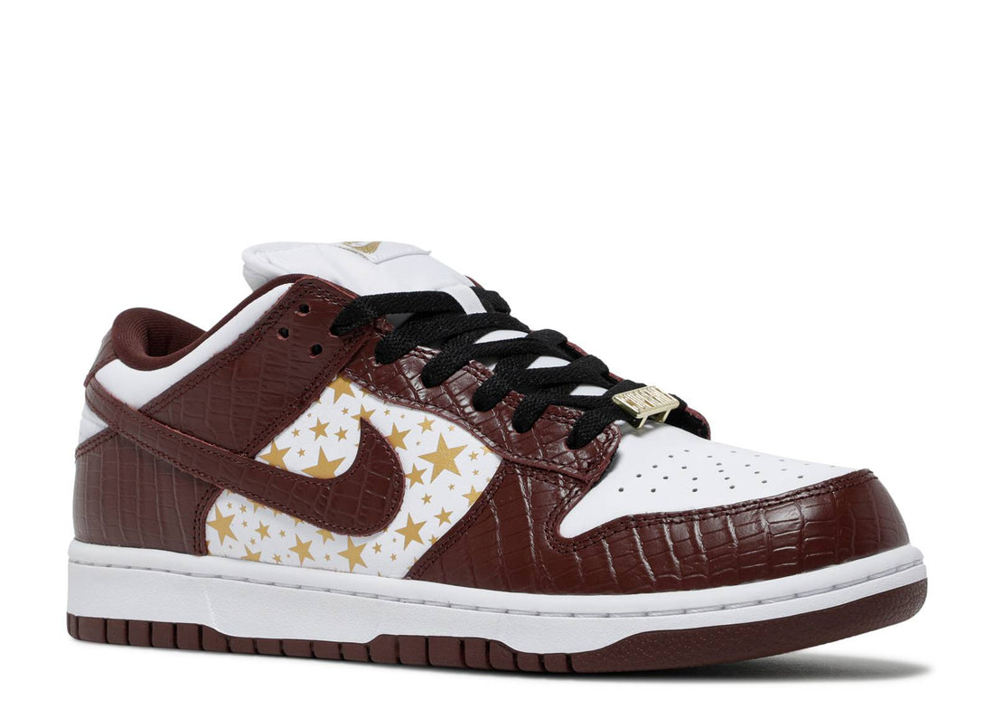 Supreme x Nike SB Dunk Low OG QS "Barkroot Brown"