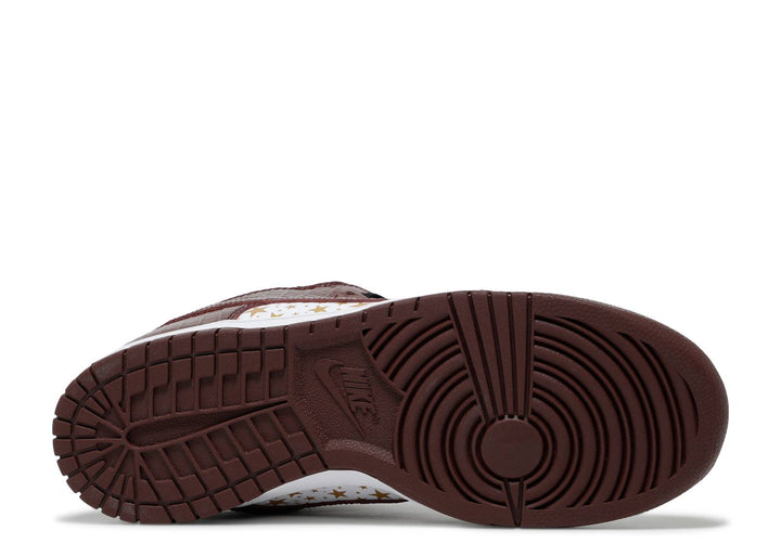 Supreme x Nike SB Dunk Low OG QS "Barkroot Brown"