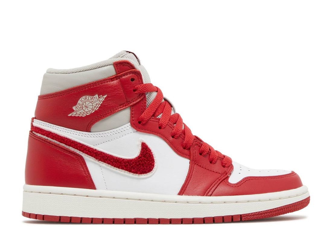 Air Jordan 1 Retro High OG WMNS "Chenille/Varsity Red"