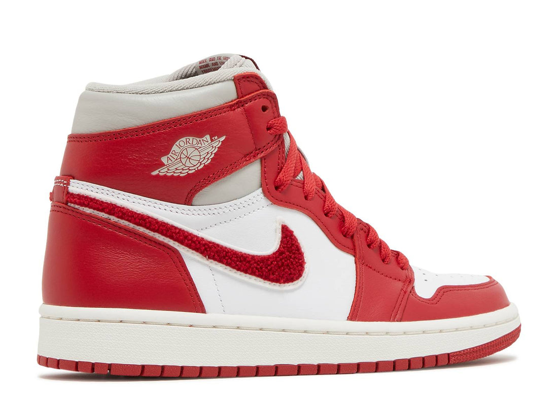 Air Jordan 1 Retro High OG WMNS "Chenille/Varsity Red"