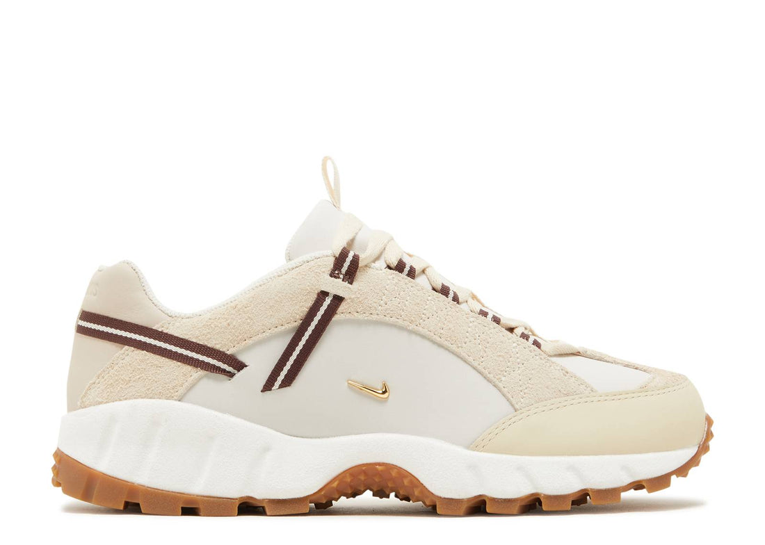 Jacquemus x Nike Air Humara LX WMNS "Sail"