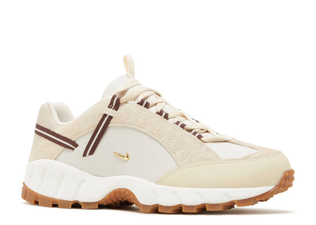 Jacquemus x Nike Air Humara LX WMNS "Sail"