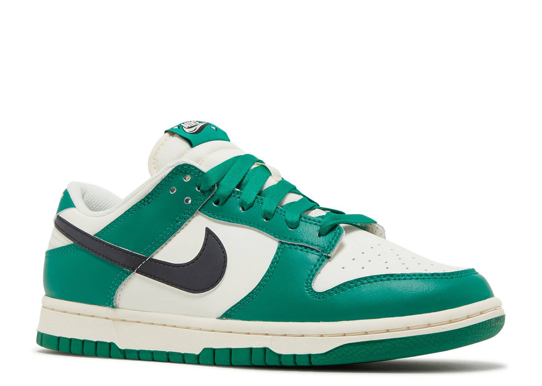 Nike Dunk Low SE "Lottery Pack Malachite Green"