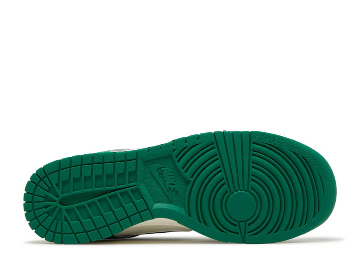 Nike Dunk Low SE "Lottery Pack Malachite Green"