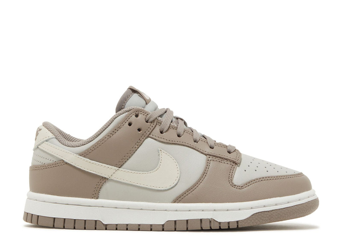 Nike Dunk Low WMNS "Moon Fossil"