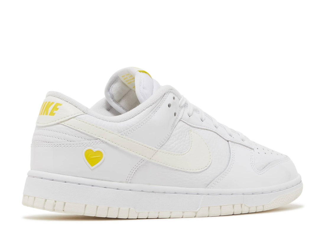 Nike Dunk Low WMNS "Yellow Heart"