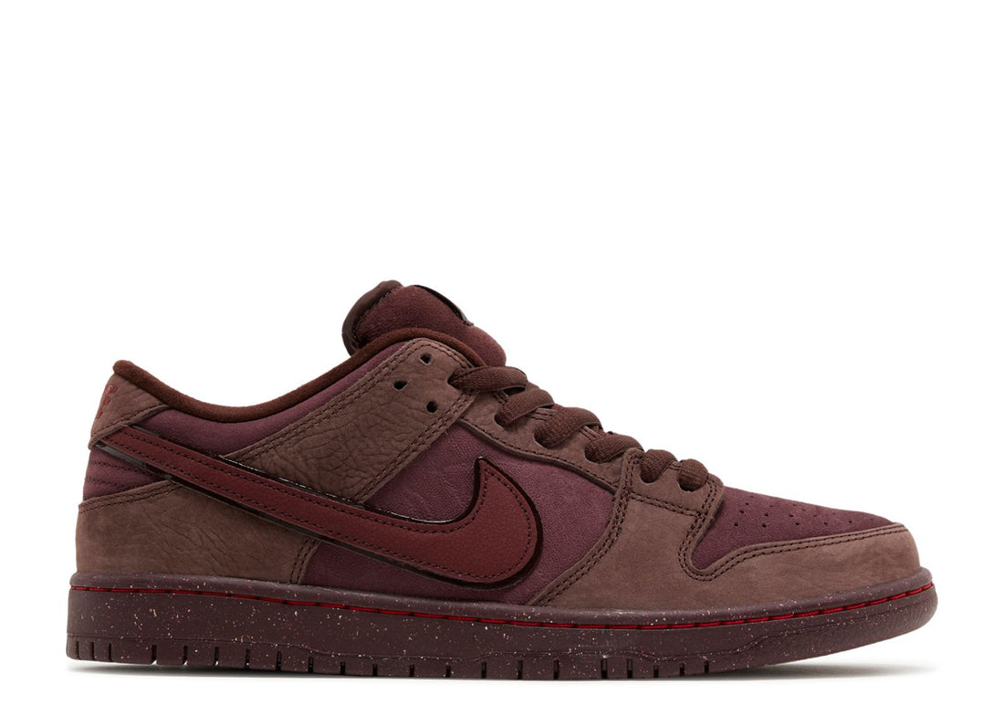 Nike SB Dunk Low City of Love / Valentine's Day "Burgundy Crush"