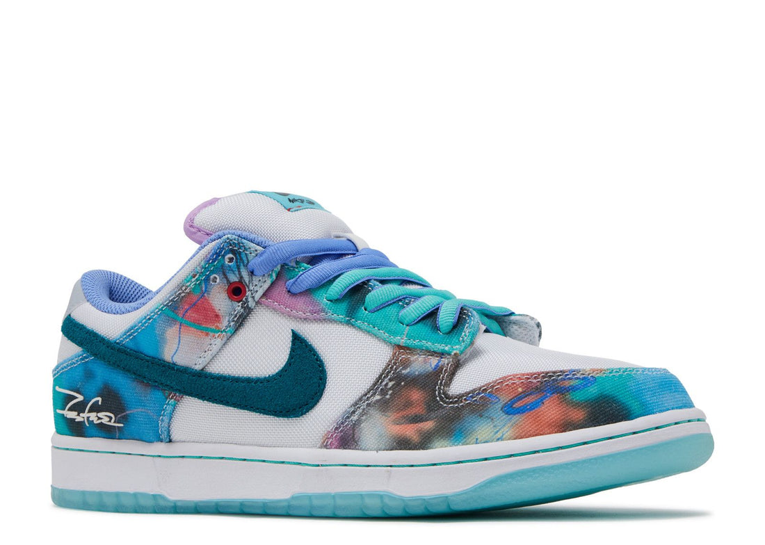 Futura Laboratories x Nike SB Dunk Low "Bleached Aqua"